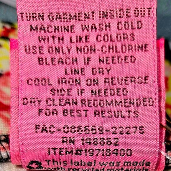 💥TORRID/ BETSEY JOHNSON Light Weight Ponte Floral Snap Front Pencil Skirt 3X - Picture 15 of 16